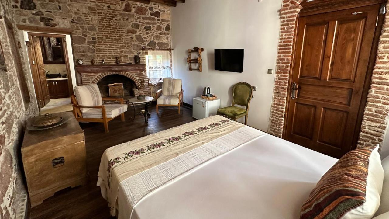 Cunda Konak Nazimaki Ayvalı Buitenkant foto
