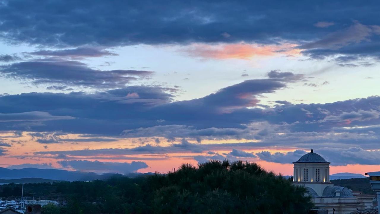 Cunda Konak Nazimaki Ayvalı Buitenkant foto